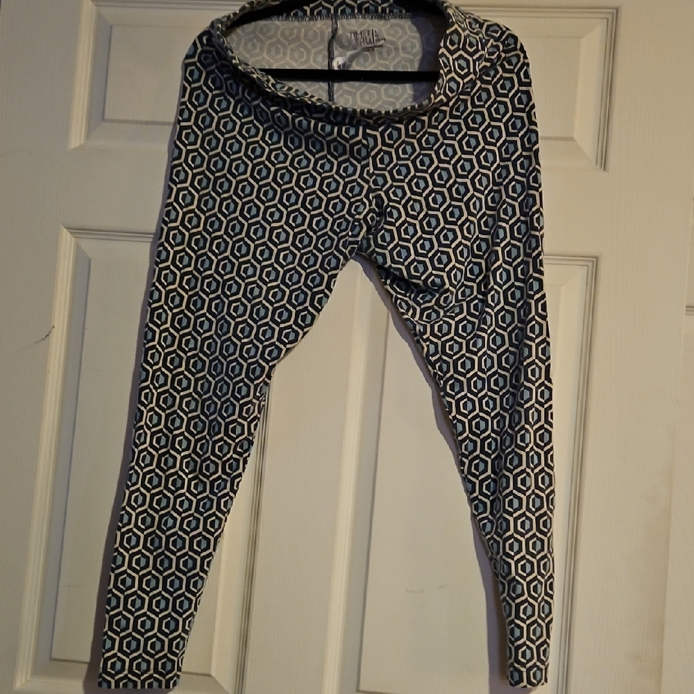 Time and Tru Blue and Black Leggings with Geometric Pattern
